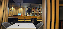 144. Restaurante