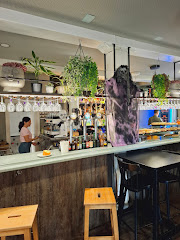 Aledi...Bar