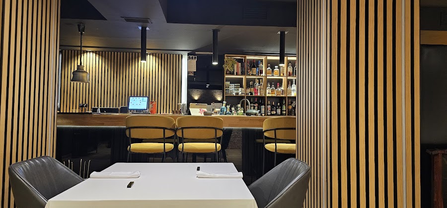 144. Restaurante