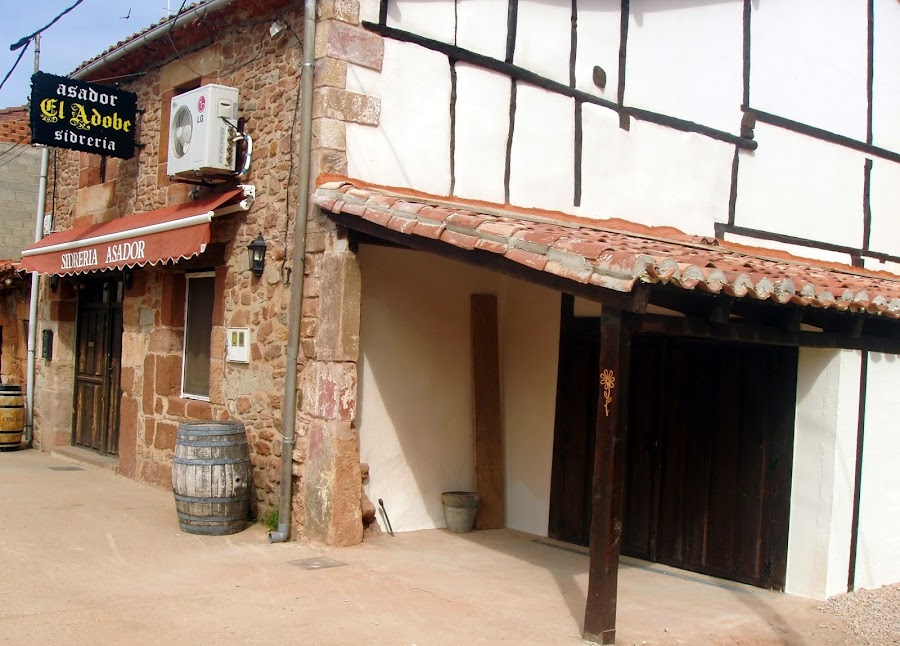 Asador El Adobe sidrería