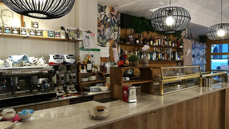 Bar Bolibar