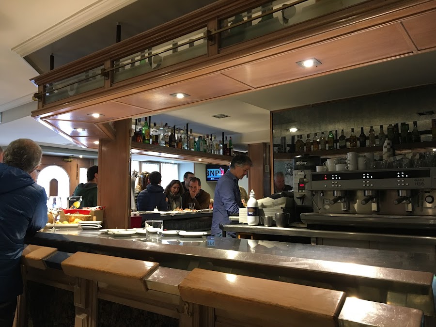 Bar Elizondo
