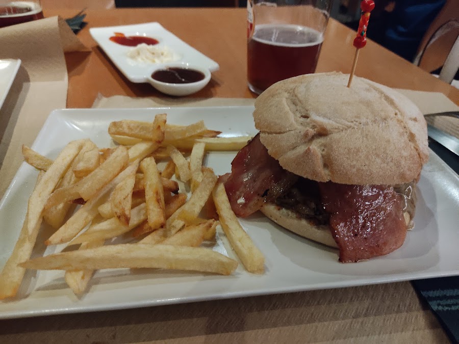 Beltzez Pub