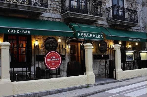 Hostal Restaurante Esmeralda