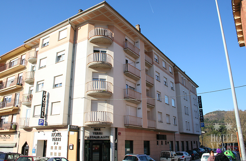Hotel Yerri