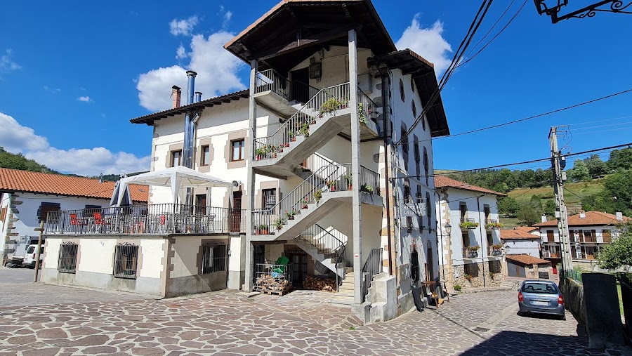 Labaiengo Ostatua