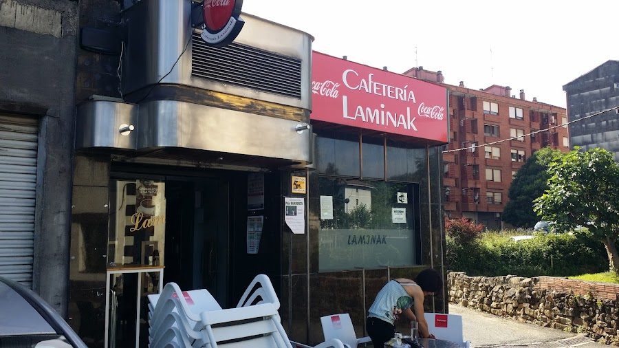 Laminak