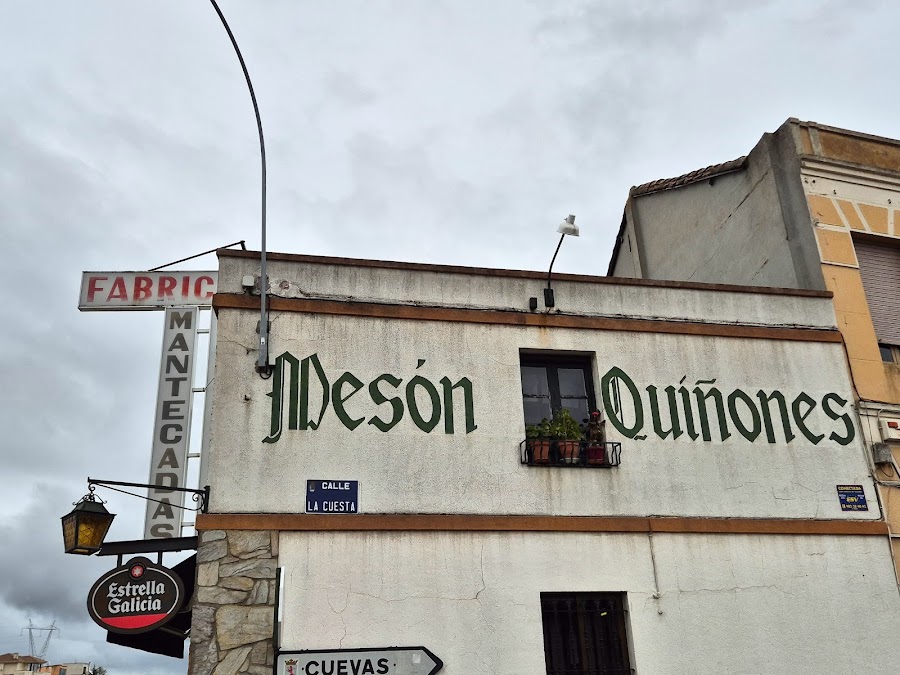 Mesón Quiñones Bar Restaurante