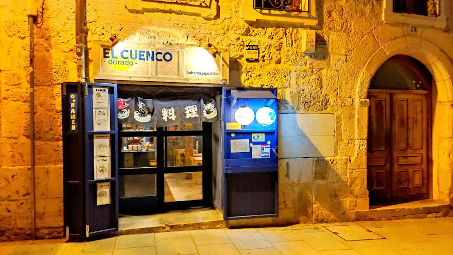 Restaurante Asiático - EL CUENCO DORADO